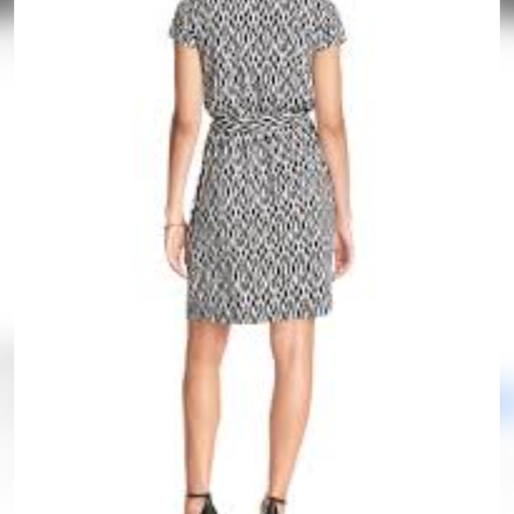 Banana Republic Black & White Ikat Pullover Wrap Dress W Tie Wmn's M Flattering